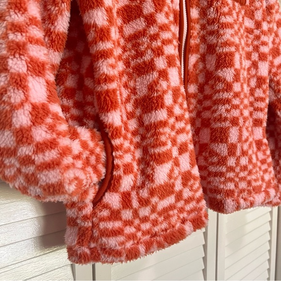 Nicola Bee Pink and Orange Checkerboard Zip front Fleece Jacket, Large - Picture 6 of 10